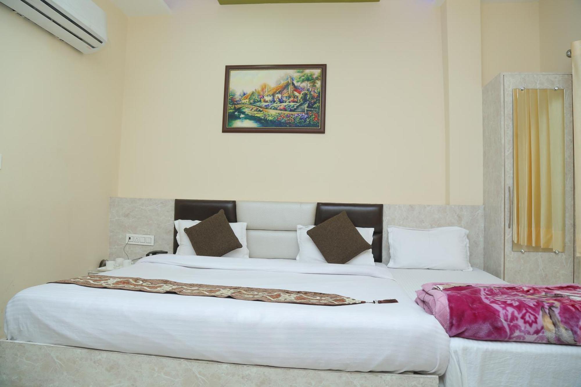 Hotel Golden Dreams Амрітсар Екстер'єр фото